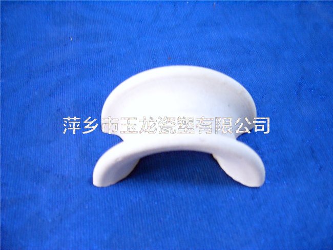 1526013527351016.jpg 陶瓷矩鞍環(huán).jpg